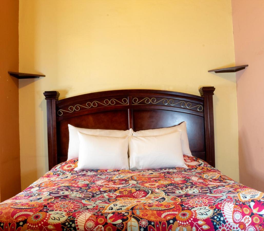 Alebrije Hotel Boutique Гвадалахара Екстер'єр фото